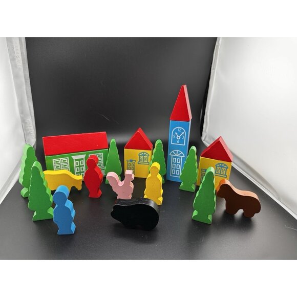 Thomas Train Tank Engine Wooden Signs Buildings People Animals Trees Lot of 18 - Picture 2 of 16